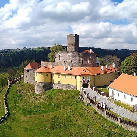 Penzion Hradu Svojanov Svojanov  Bagian luar foto