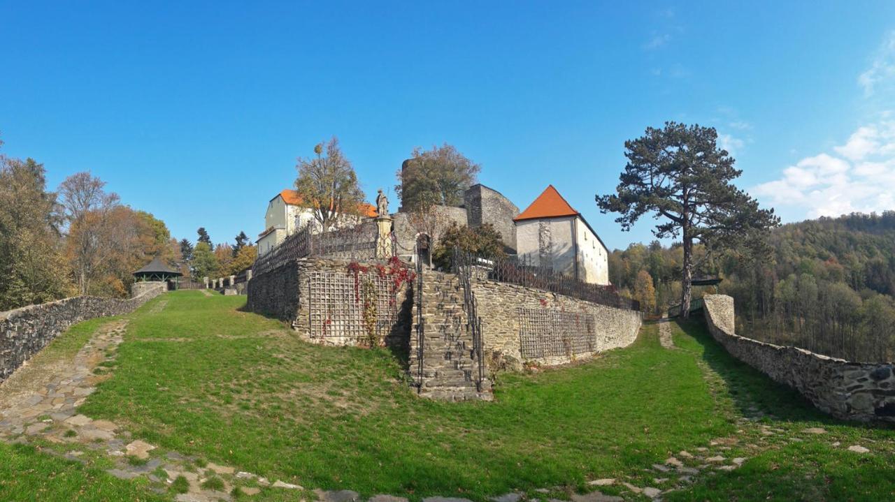 Penzion Hradu Svojanov Svojanov  Bagian luar foto
