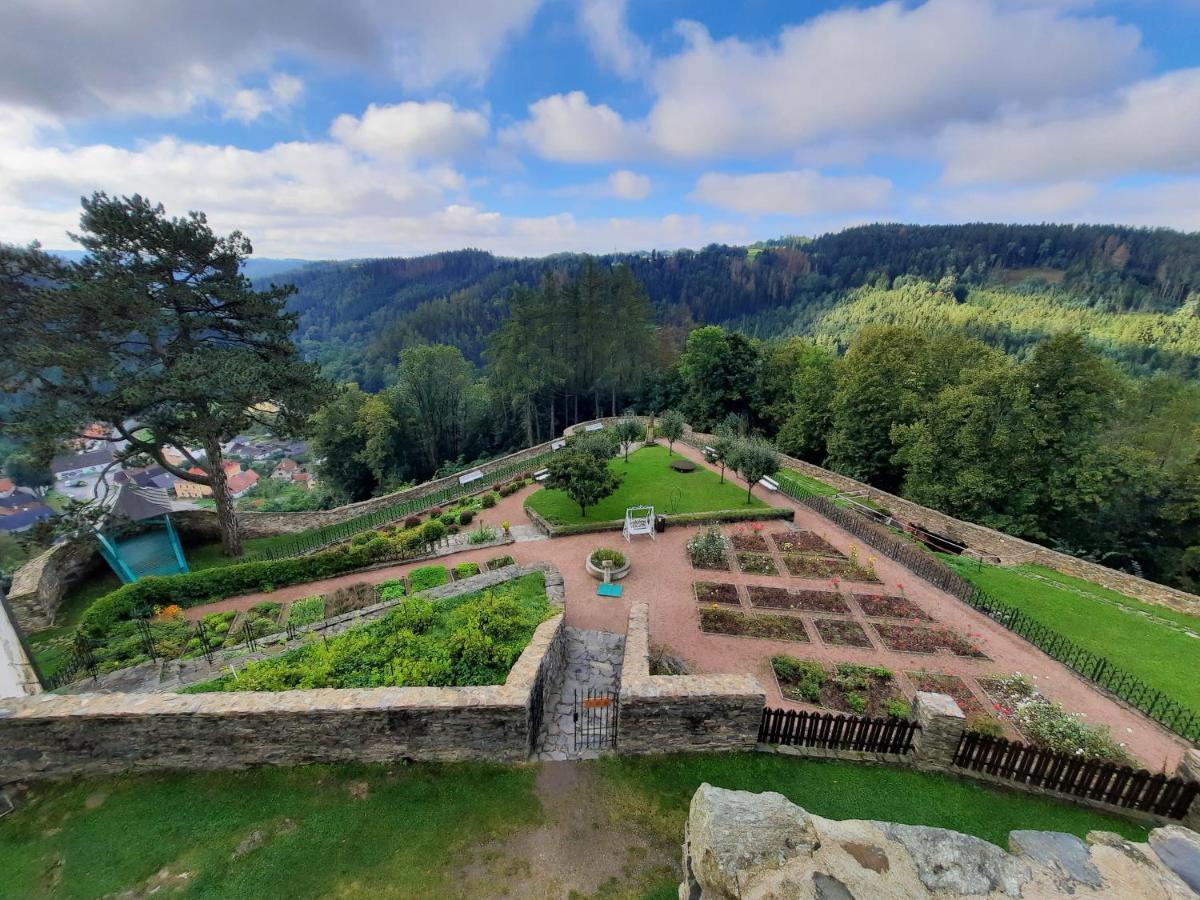 Penzion Hradu Svojanov Svojanov  Bagian luar foto